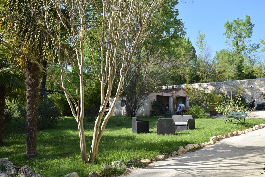 Grand Mas De Terre Rouge Villa Blauzac  Екстериор снимка